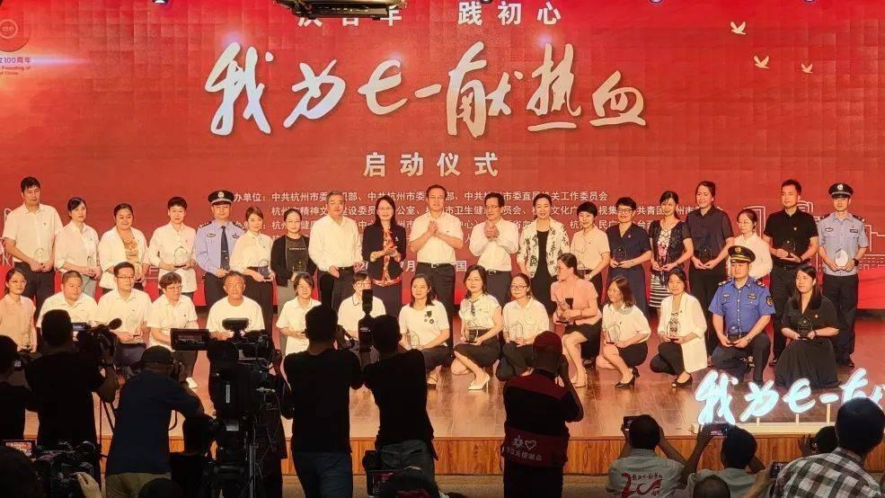 听文物讲故事|明代“空白期”青花瓷枕的重生